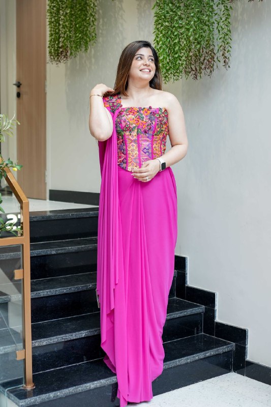 Premium Floral Embroidered Ready-to-Wear Saree – Hot Pink Designer Party Wear Collection 🌸💖