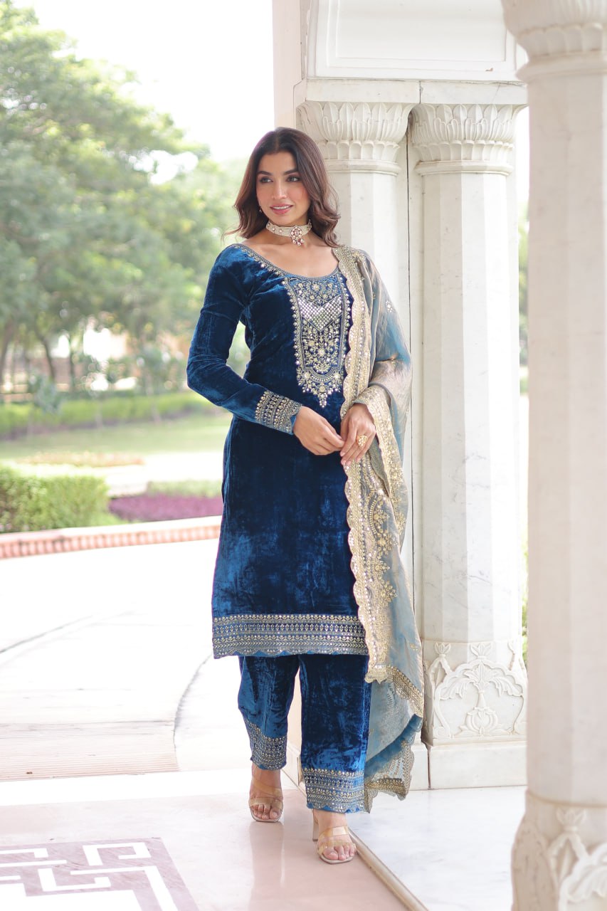 Bottle Green Sequins Embroidered Velvet Trouser Kameez
