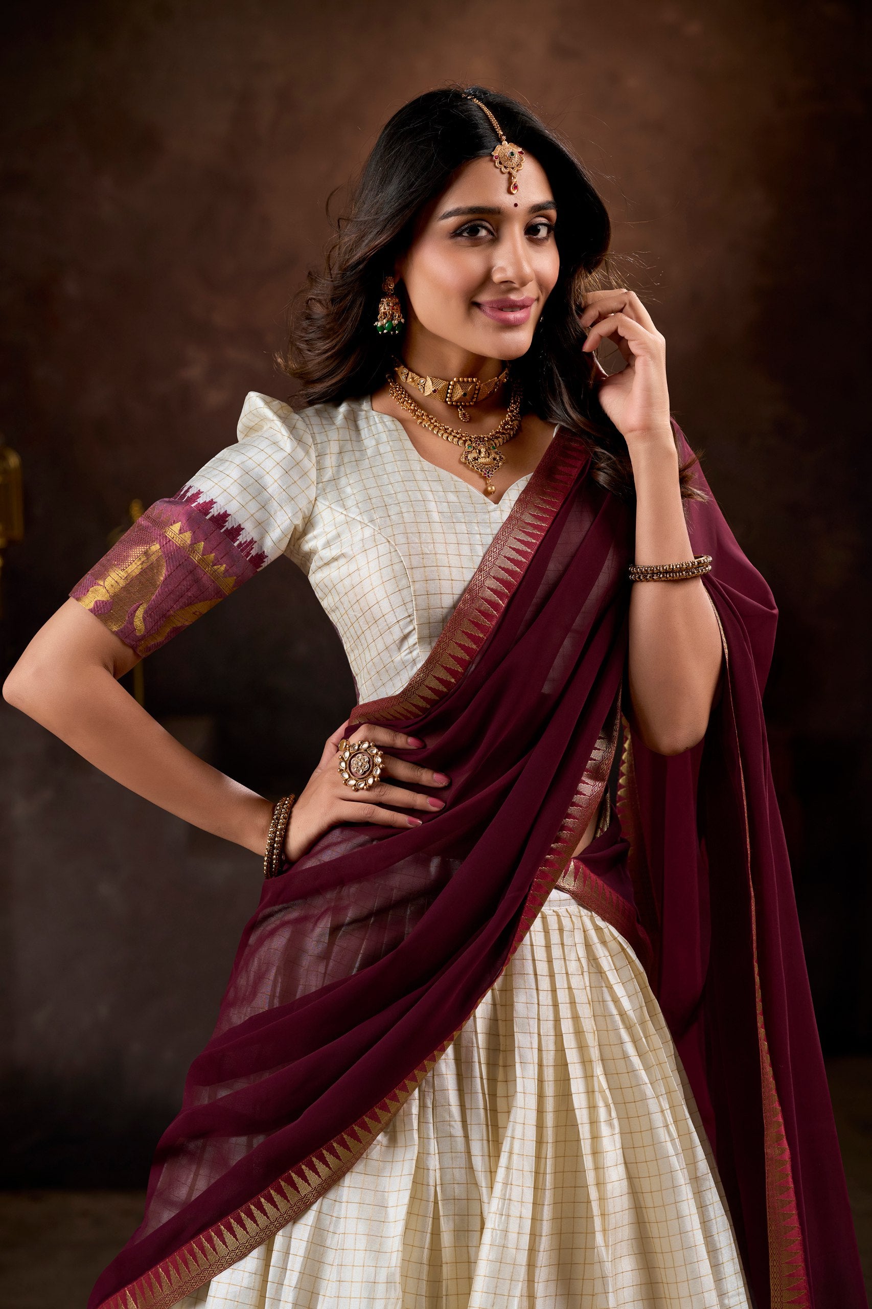 Elegant Cream Lehenga Choli with Maroon Dupatta – Traditional Wear