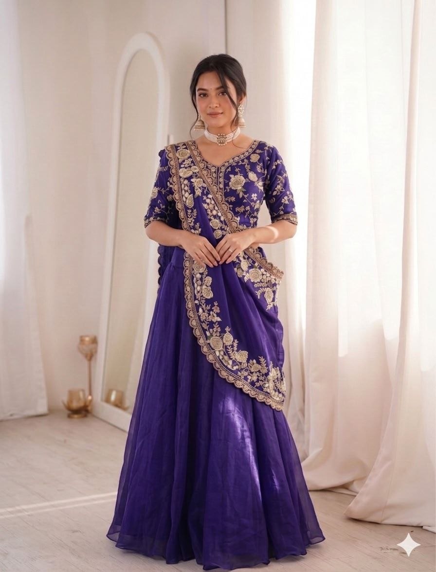 *🤷‍♀️New Launching Embroidery Work Lehenga Choli🤷‍♀️*