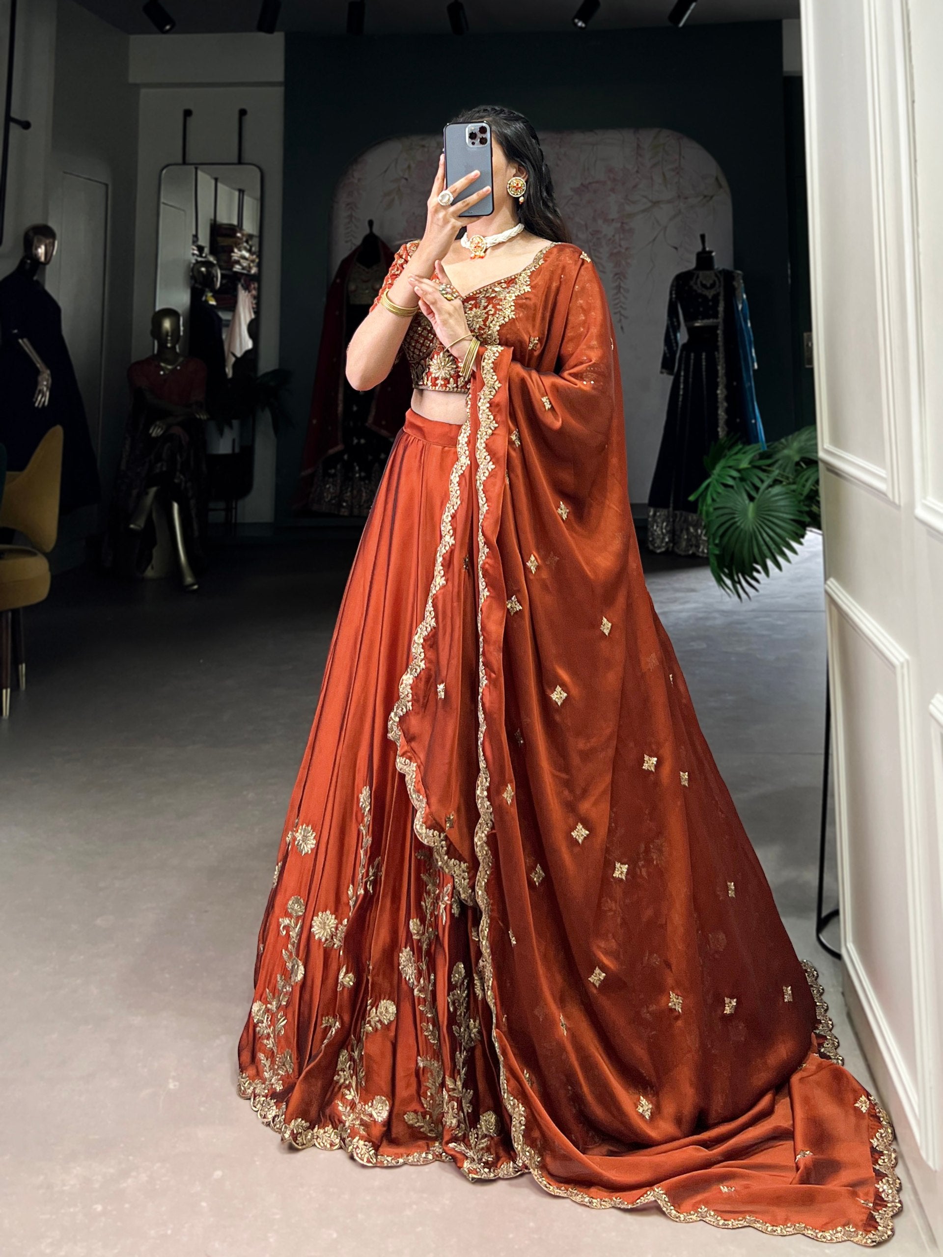 A perfect blend of Rangoli silk, delicate thread embroidery, and subtle sequins that brings out a rich, graceful festive look