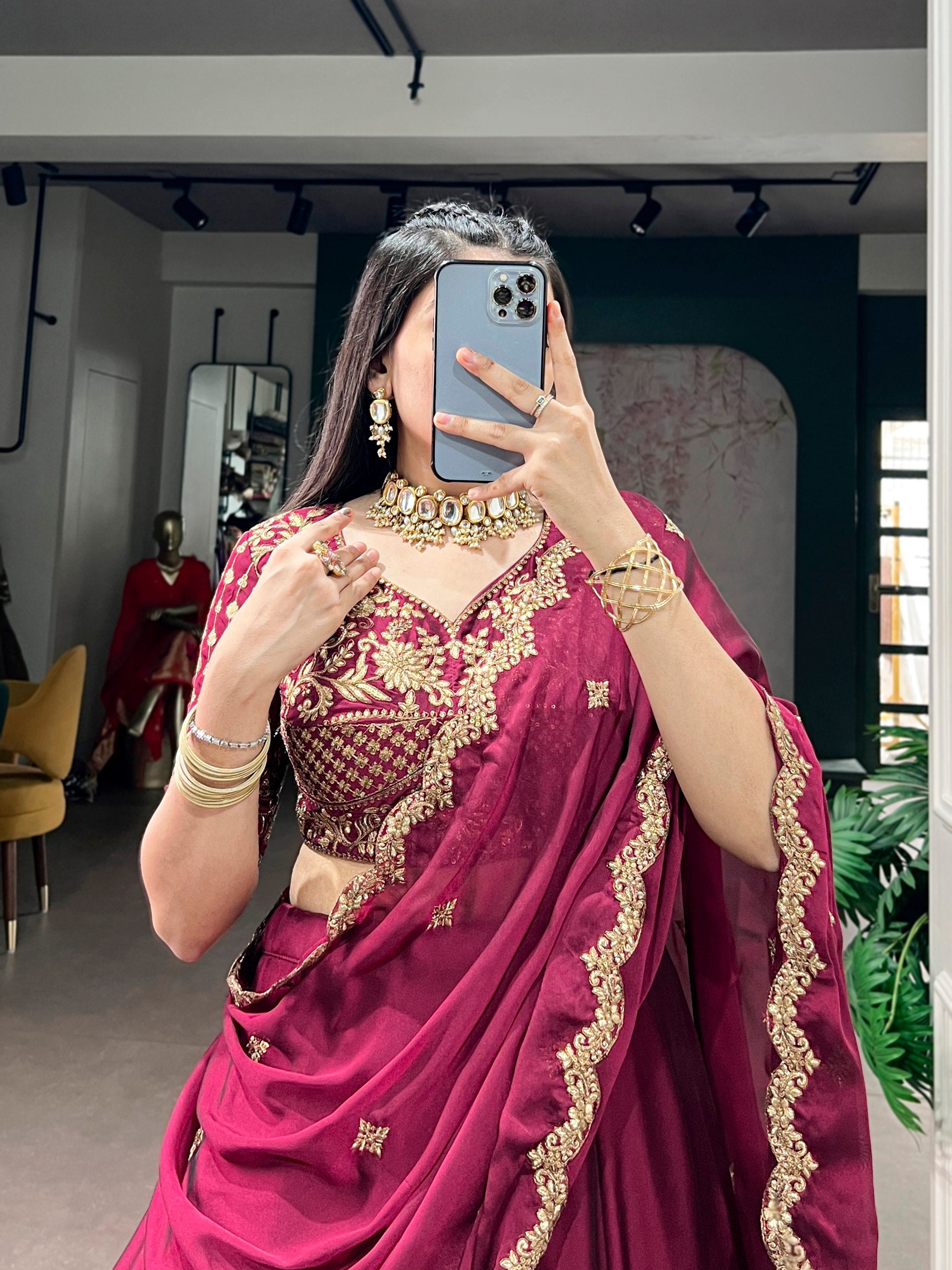 A perfect blend of Rangoli silk, delicate thread embroidery, and subtle sequins that brings out a rich, graceful festive look