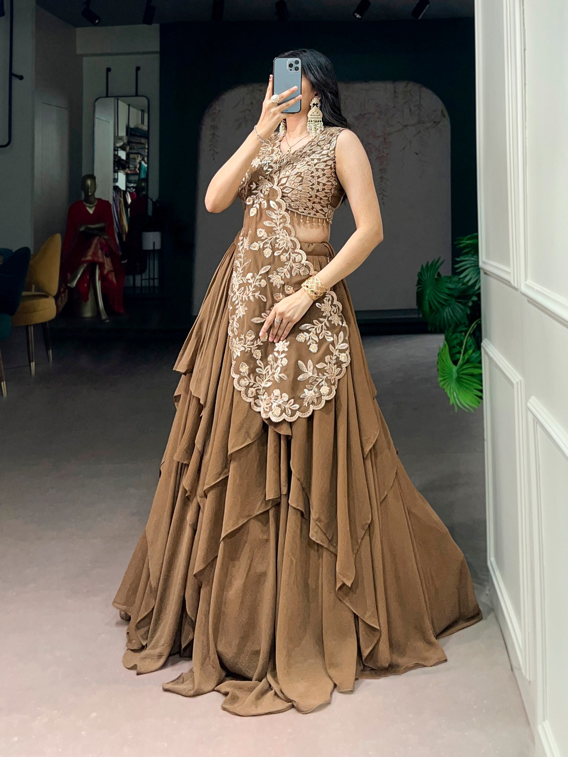 Crafted in flowy marble textures with a lightweight feel, this elegant lehenga is designed for effortless comfort and timeless festive charm