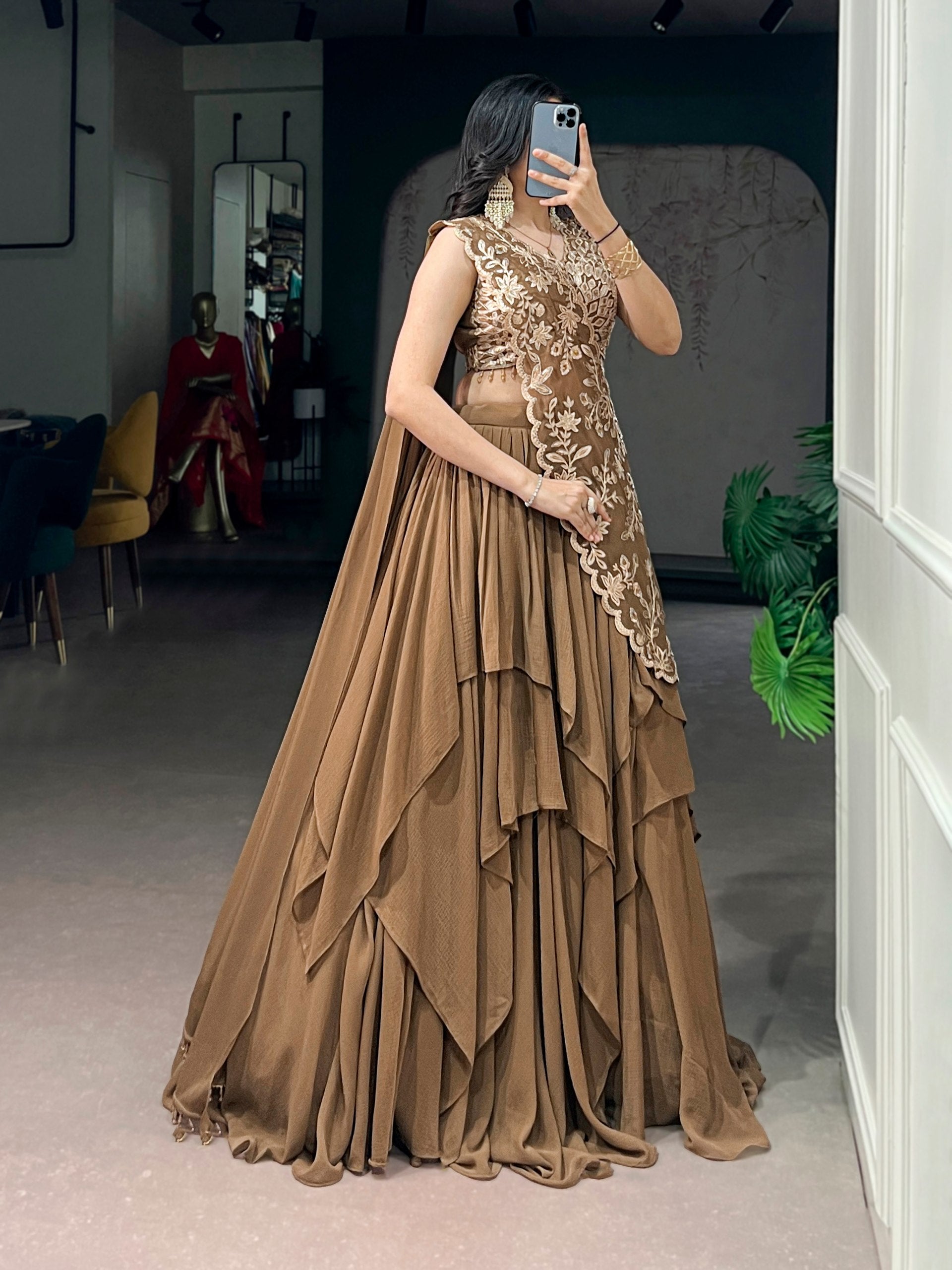 Crafted in flowy marble textures with a lightweight feel, this elegant lehenga is designed for effortless comfort and timeless festive charm