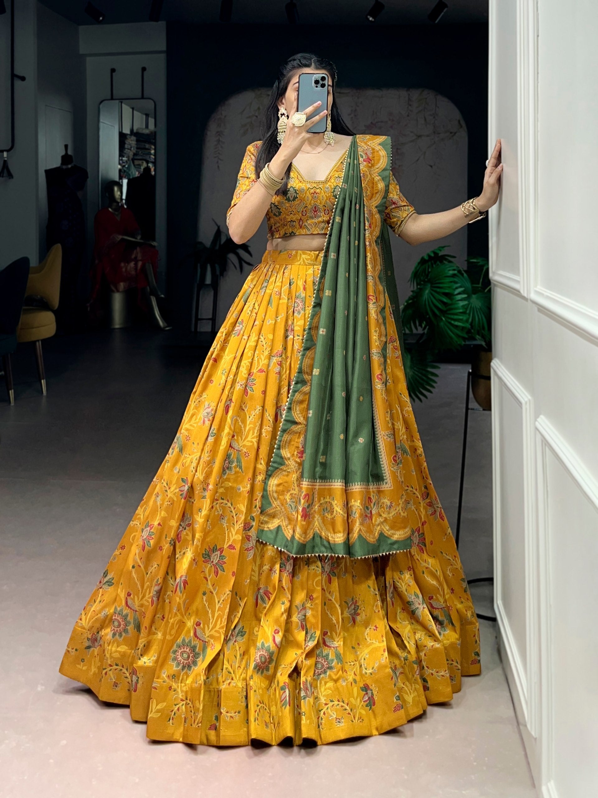 Trendy Designer Lehenga Choli Set – Wedding & Festive Special