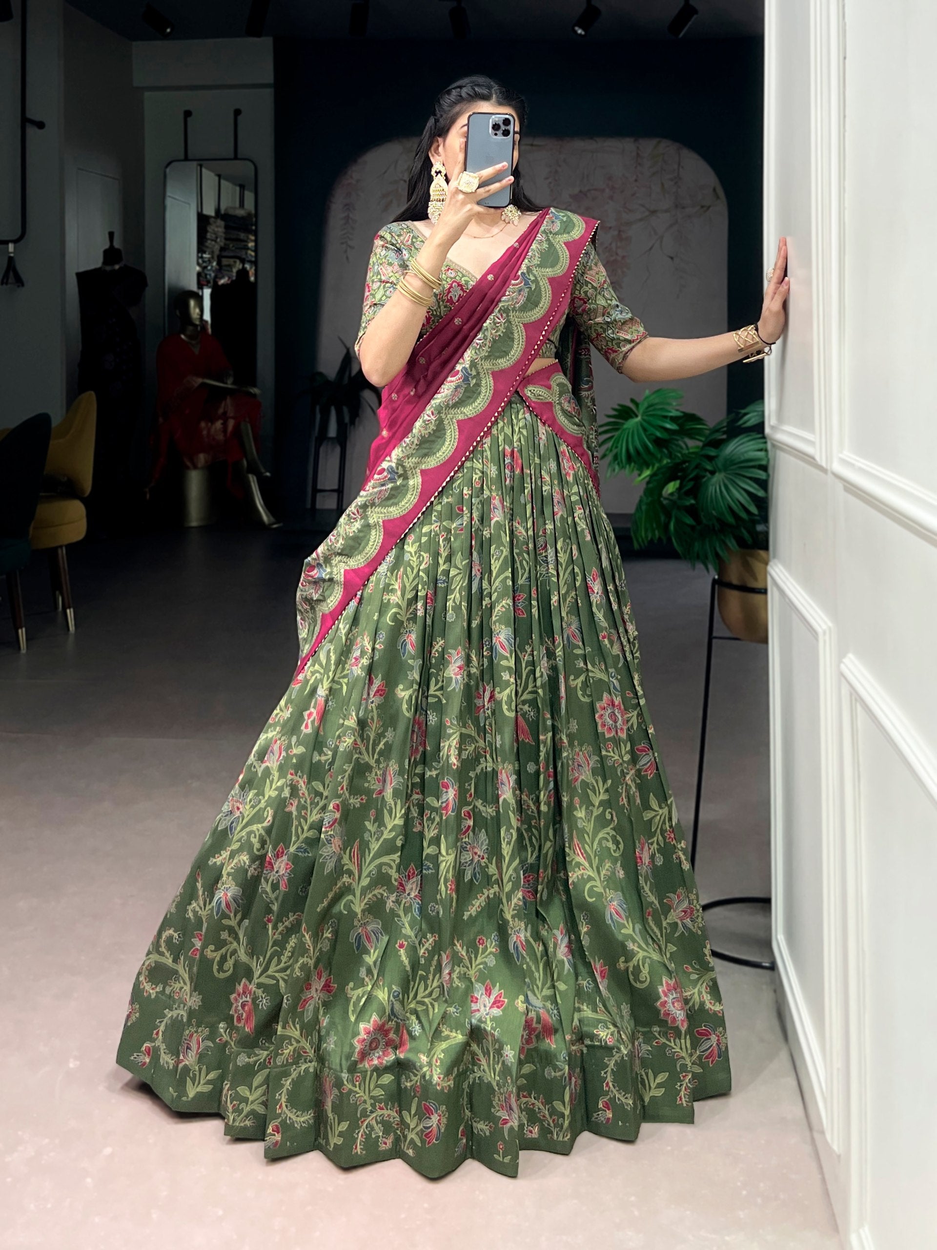 Trendy Designer Lehenga Choli Set – Wedding & Festive Special