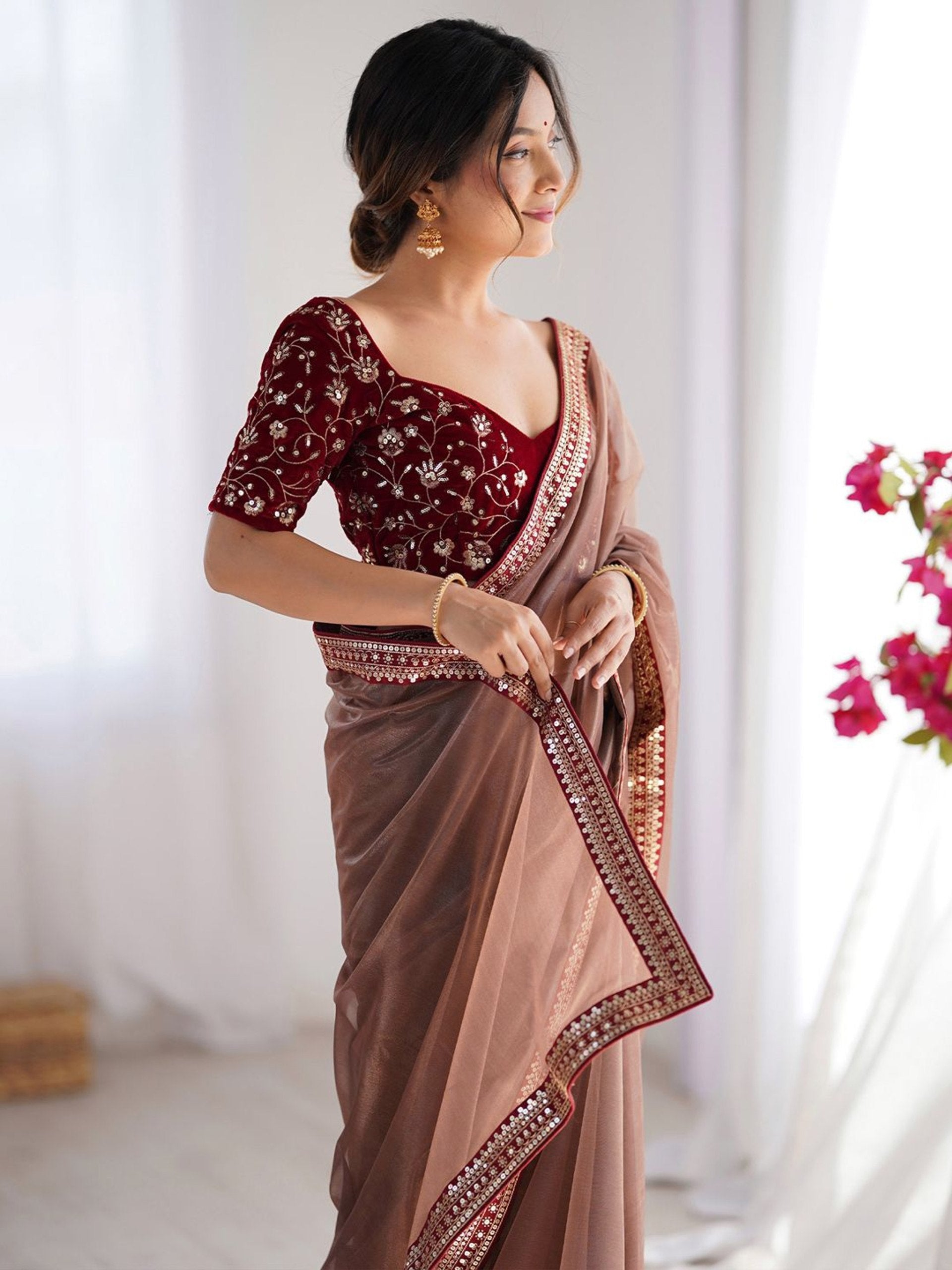 Elegant Ethnic Saree with Embroidery Blouse – Premium Look