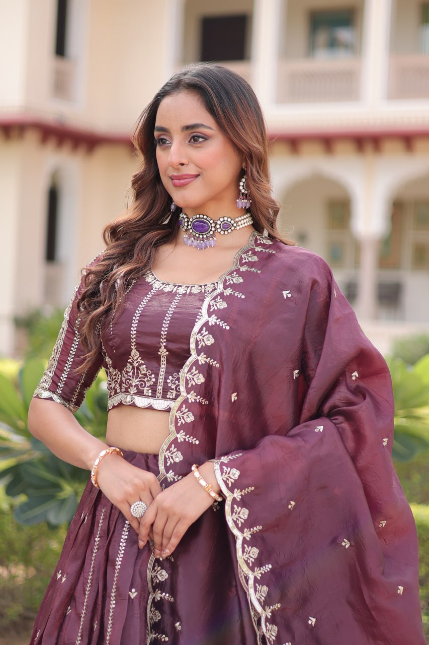 Exclusive Trendy Look Lehenga choli Dupatta Set