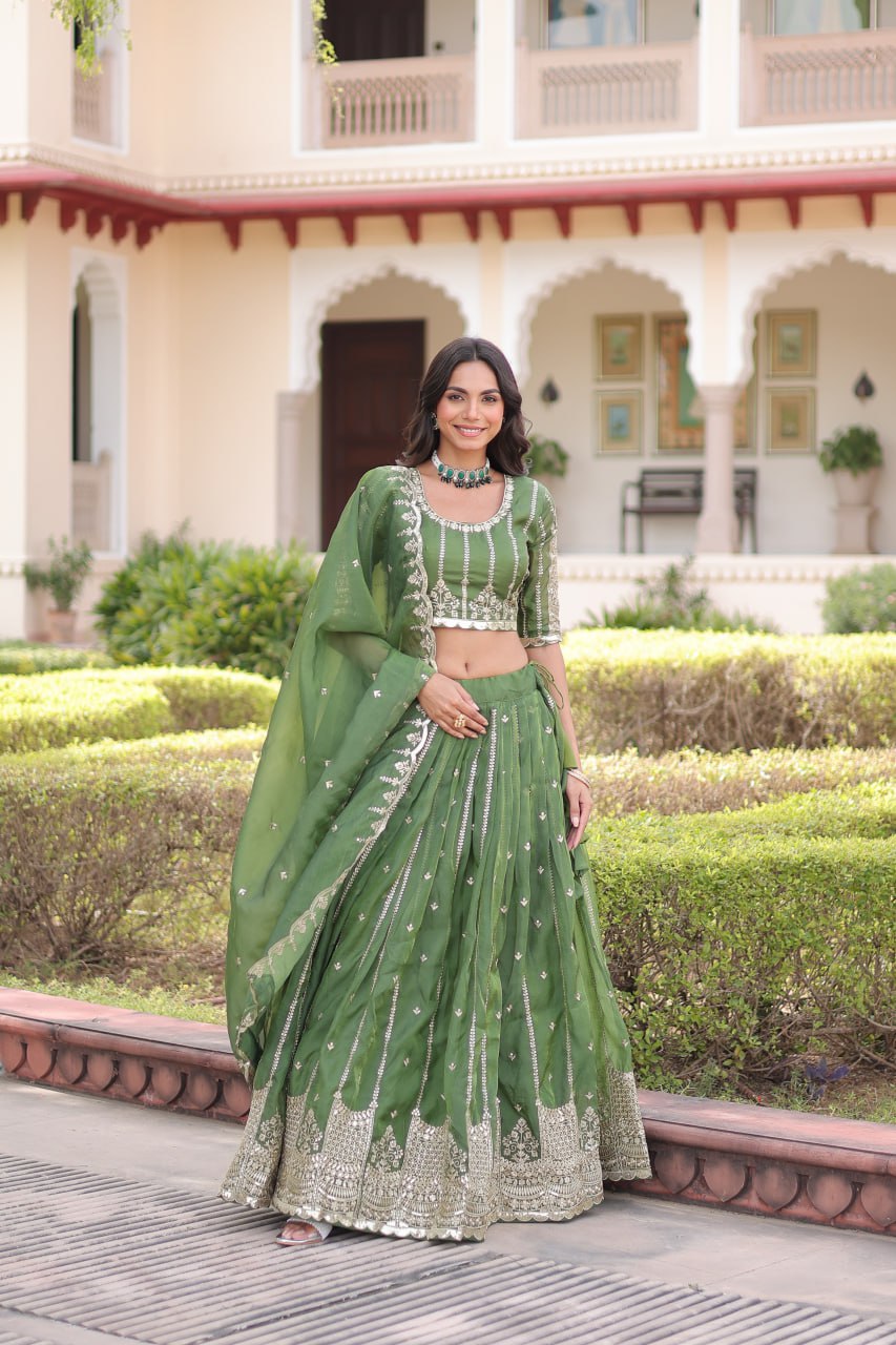 Exclusive Trendy Look Lehenga choli Dupatta Set