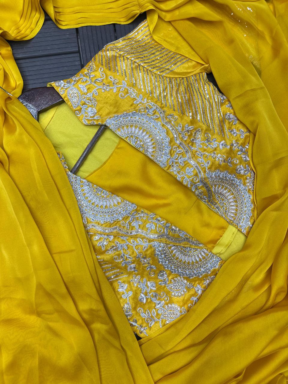 Premium Ready-To-Wear Saree with Embroidered Jacket – Trendy Collection