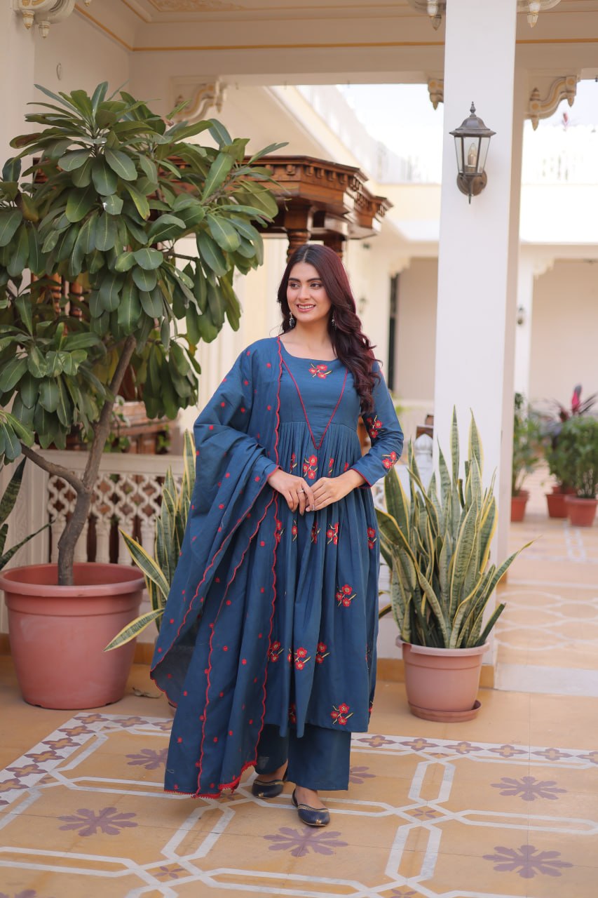 Graceful Kurta Pant Set with Dupatta – Premium Collection