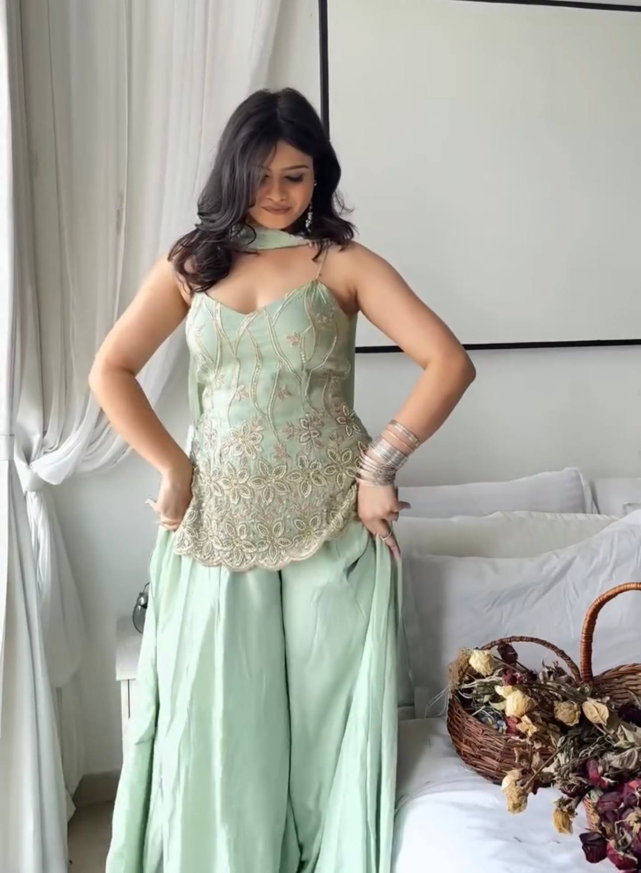 NEW LAUNCHING HEAVY 3 PIECES SUIT PAIR WITH EMBROIDERY WORK & FANCY LACE