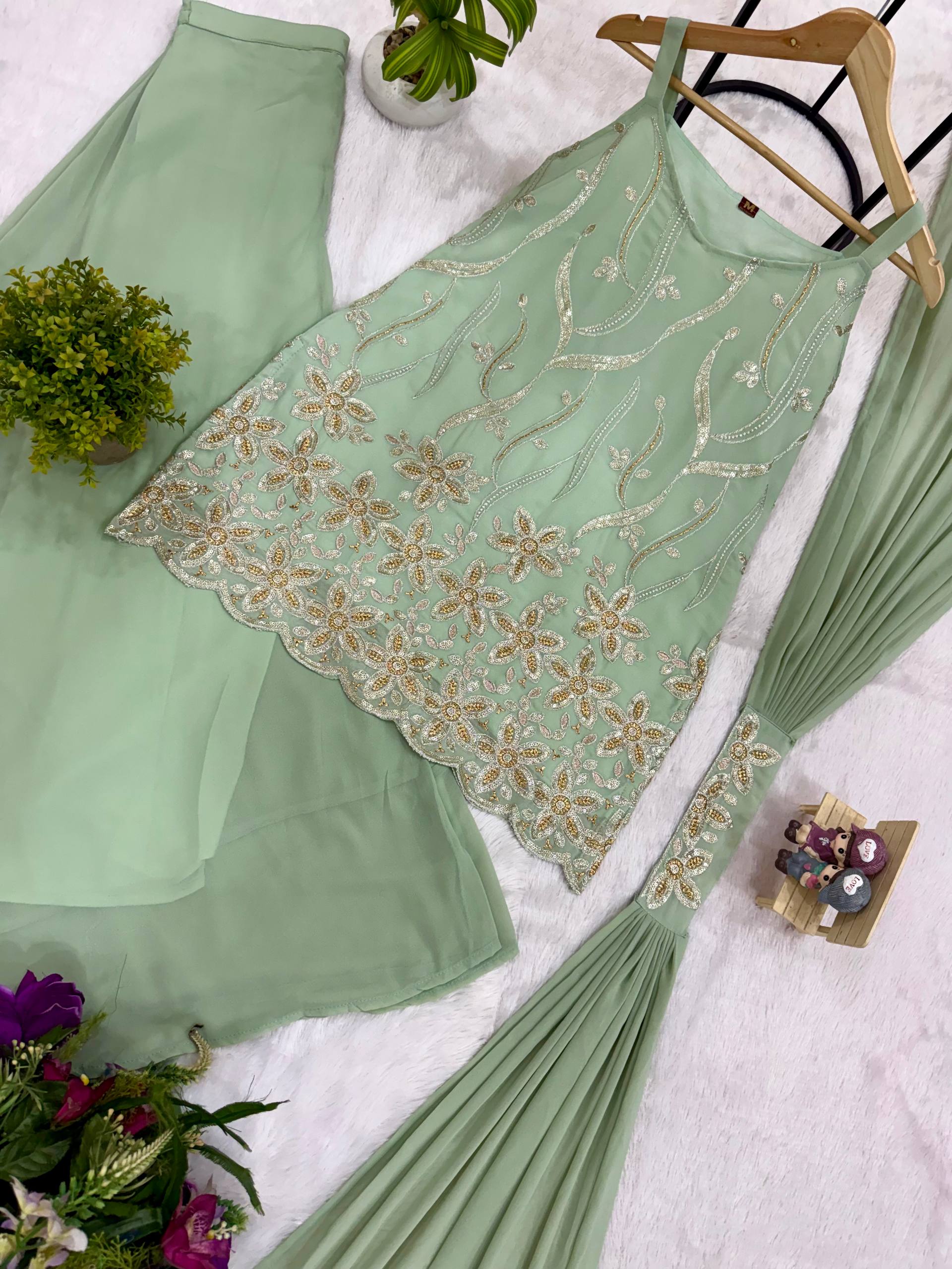 NEW LAUNCHING HEAVY 3 PIECES SUIT PAIR WITH EMBROIDERY WORK & FANCY LACE