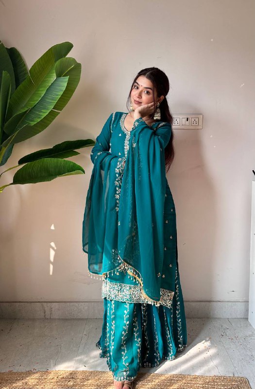 Elegant Red Embroidered Kurti Plazzo Set with Dupatta for Festive & Party Wear