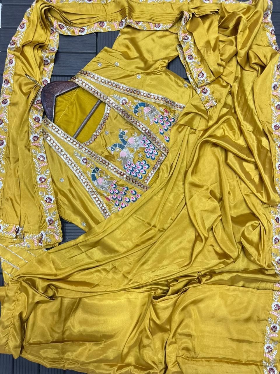 Mustard Elegance Ready-To-Wear Saree Set 💛