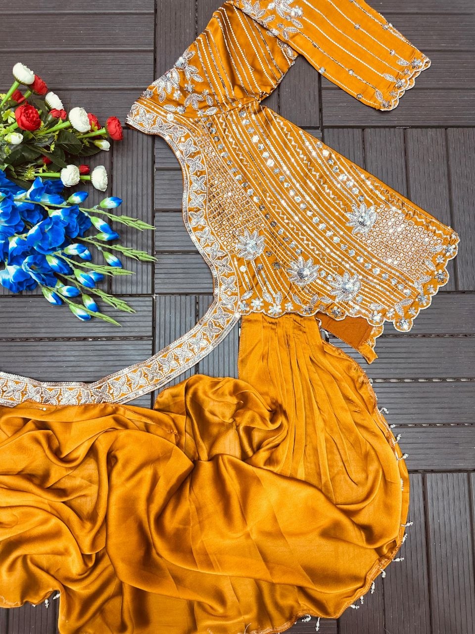 🤷‍♀️New Launching Embroidery Work Lehenga Choli🤷‍♀️
